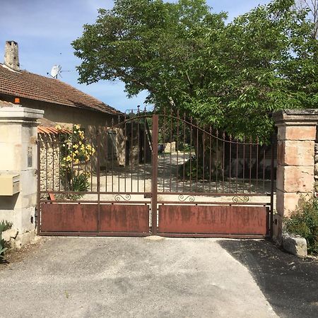Apartament Les Juliens Gordes Zewnętrze zdjęcie